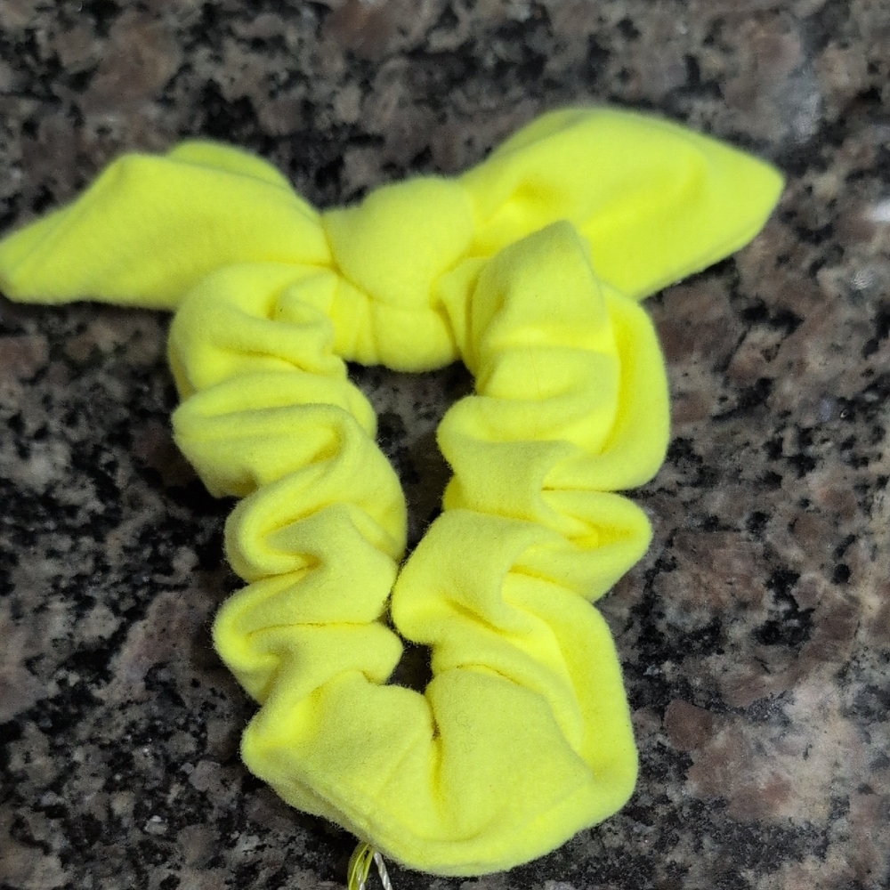 Lululemon Yellow Uplifting Scrunchie with Bow